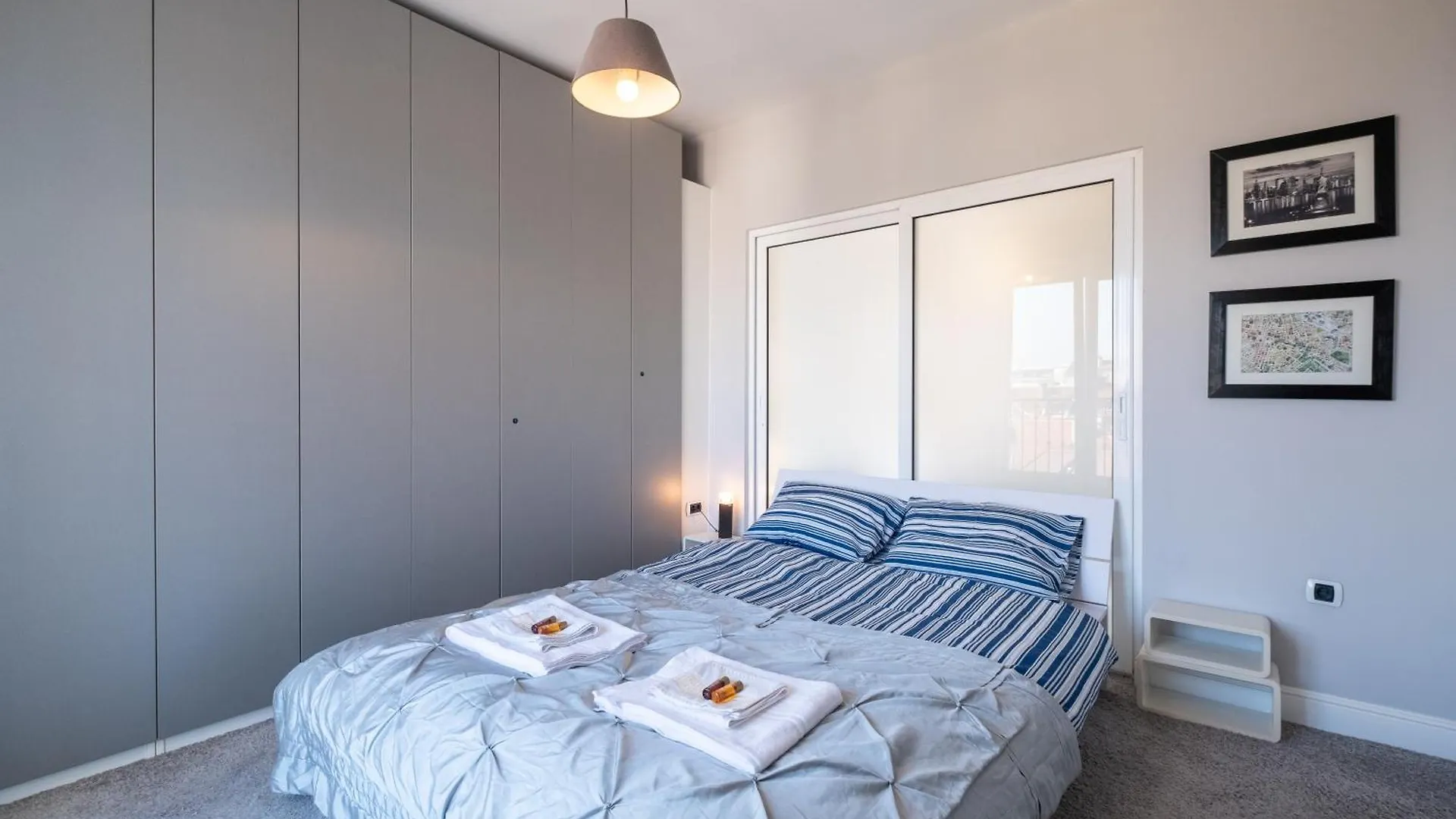 Tranquil Place In The Middle Of Downtown 2Br Sofia 0*,