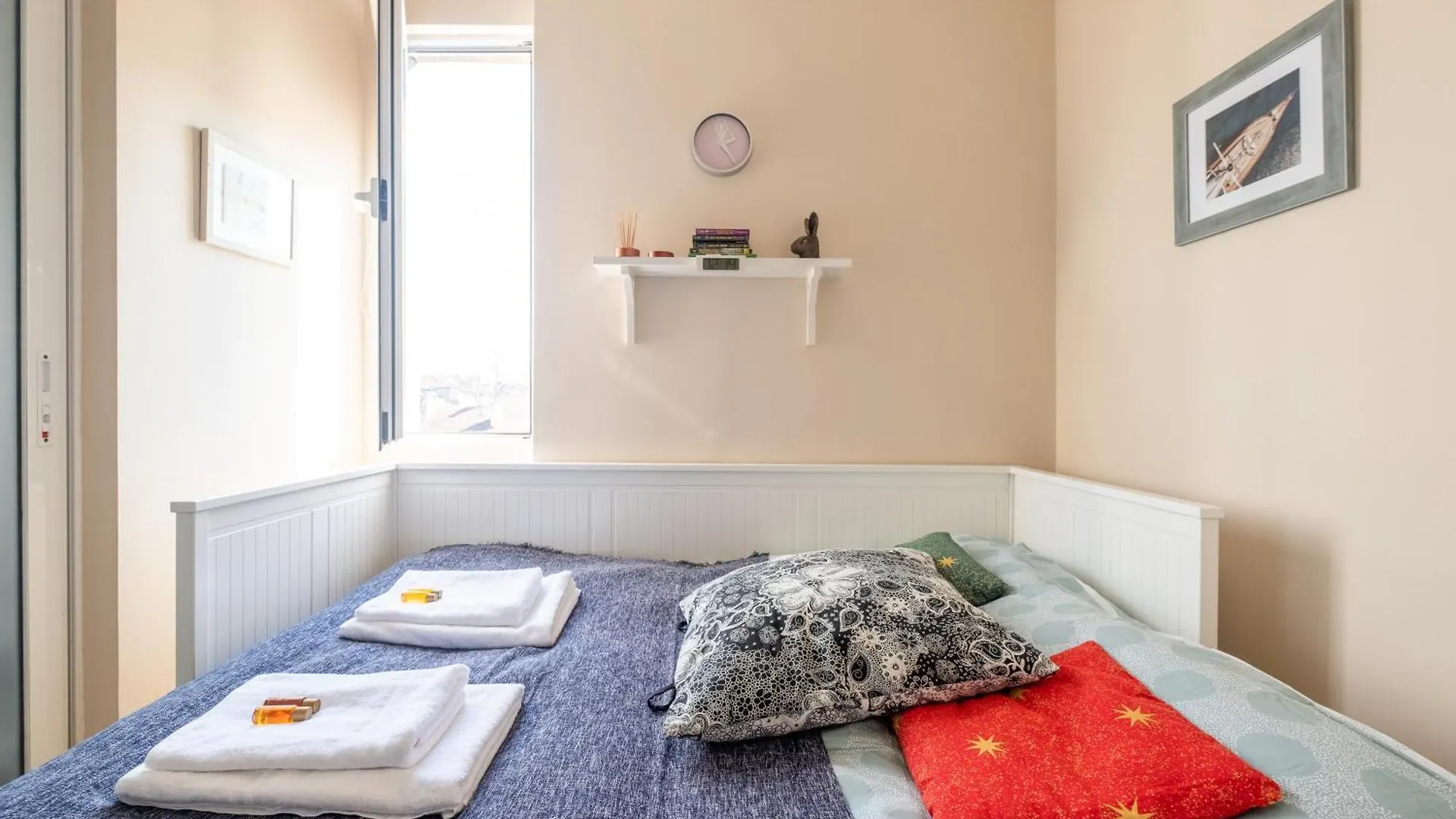 Tranquil Place In The Middle Of Downtown 2Br Sofia Apartment