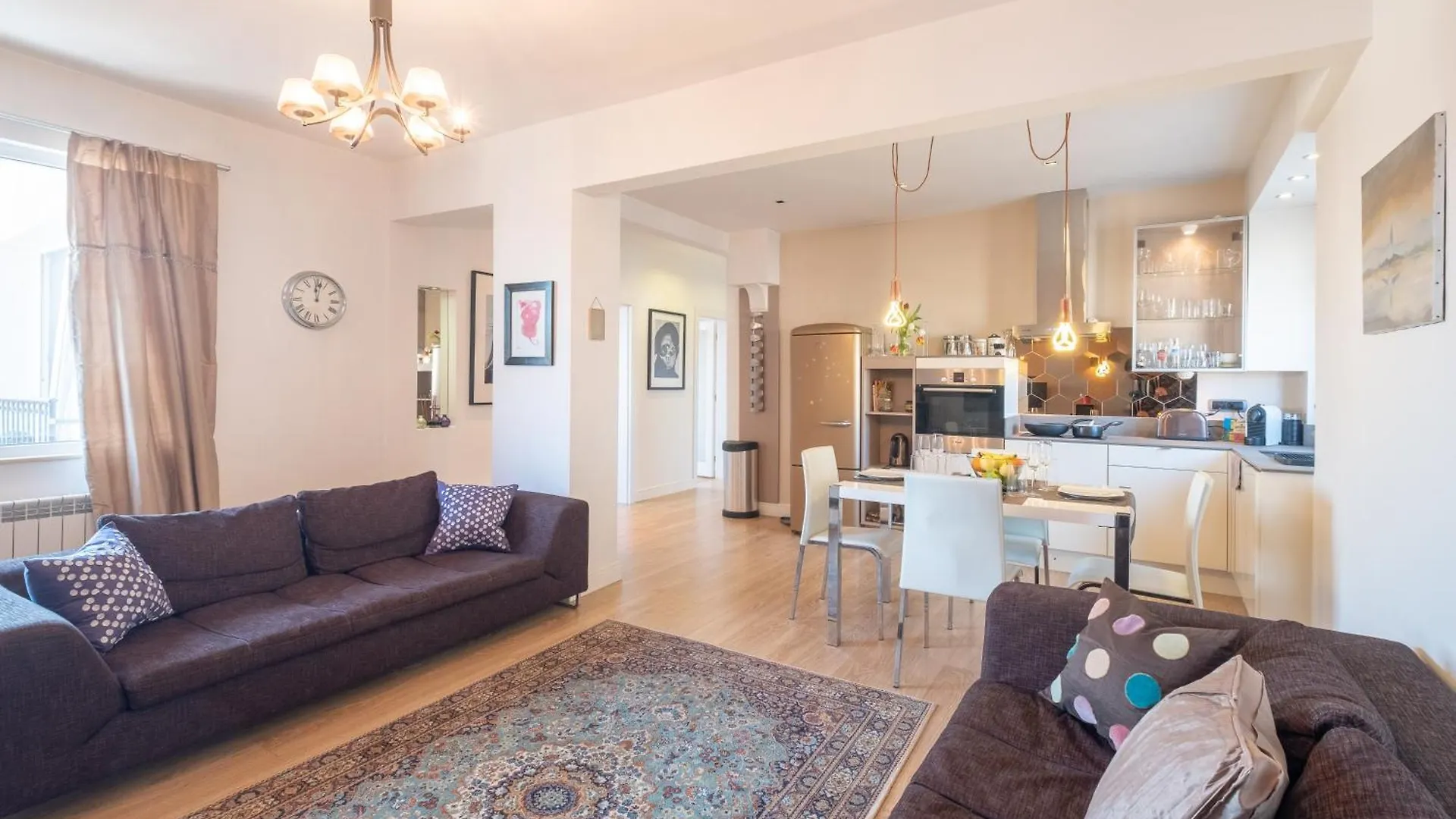 Tranquil Place In The Middle Of Downtown 2Br Sofia Bulgaria