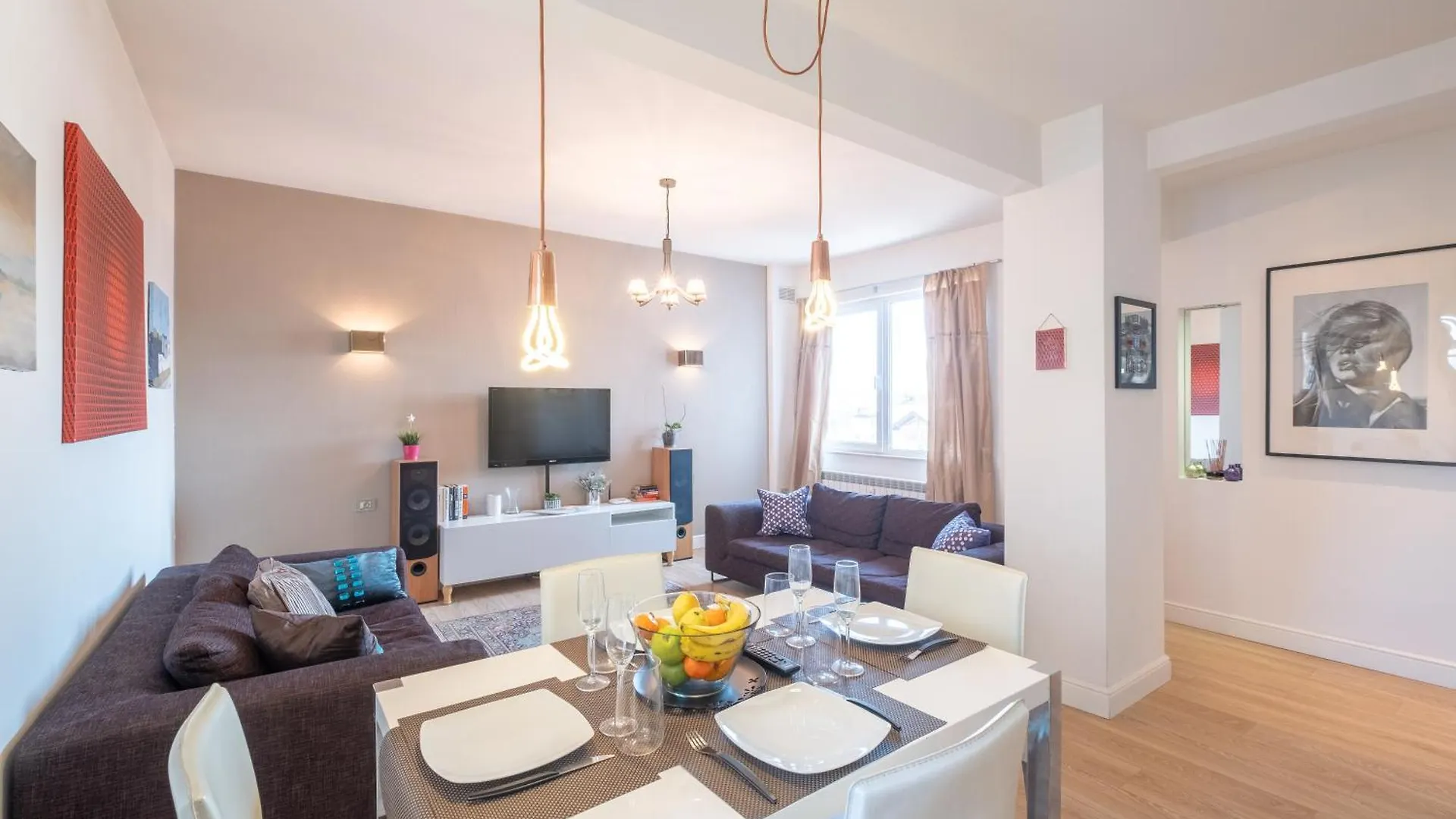 Apartment Tranquil Place In The Middle Of Downtown 2Br Sofia Bulgaria